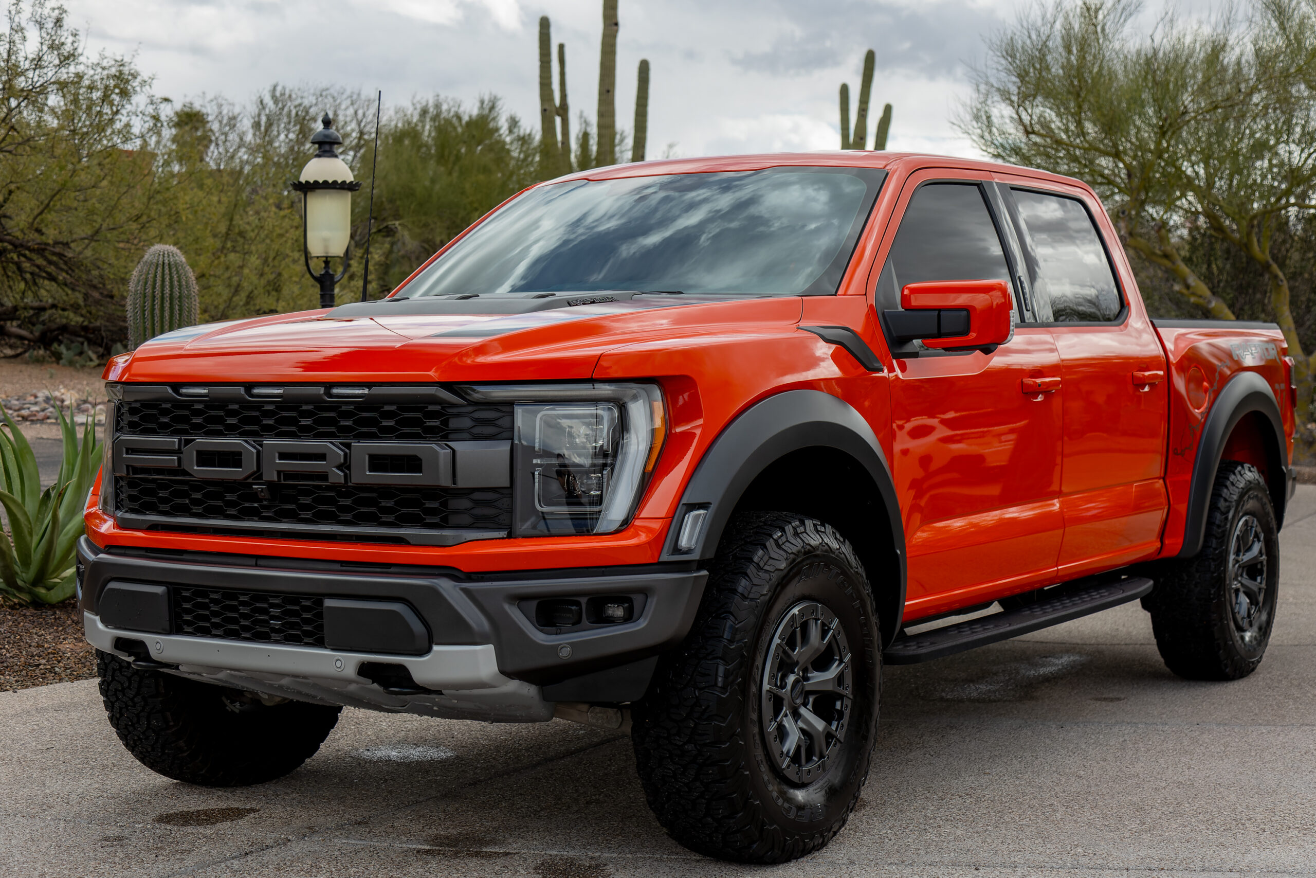 2022 Ford F-150 photo 2