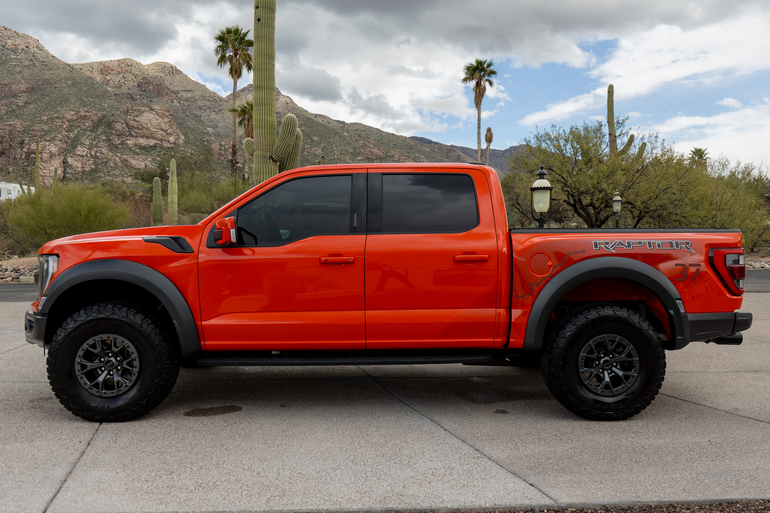 2022 Ford F150 Raptor 37 Package - JUMBO MotorsportsJUMBO Motorsports