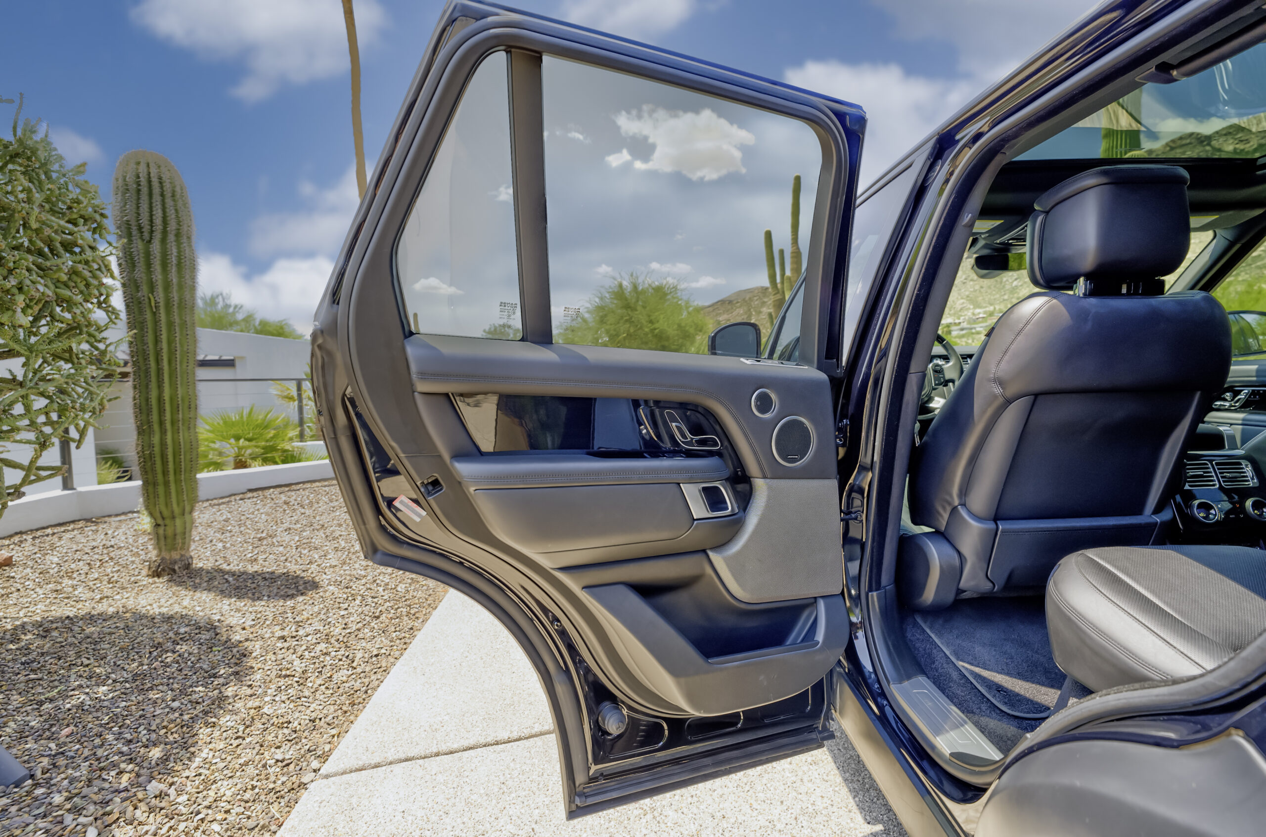 2019 Land Rover Range Rover HSE photo 31