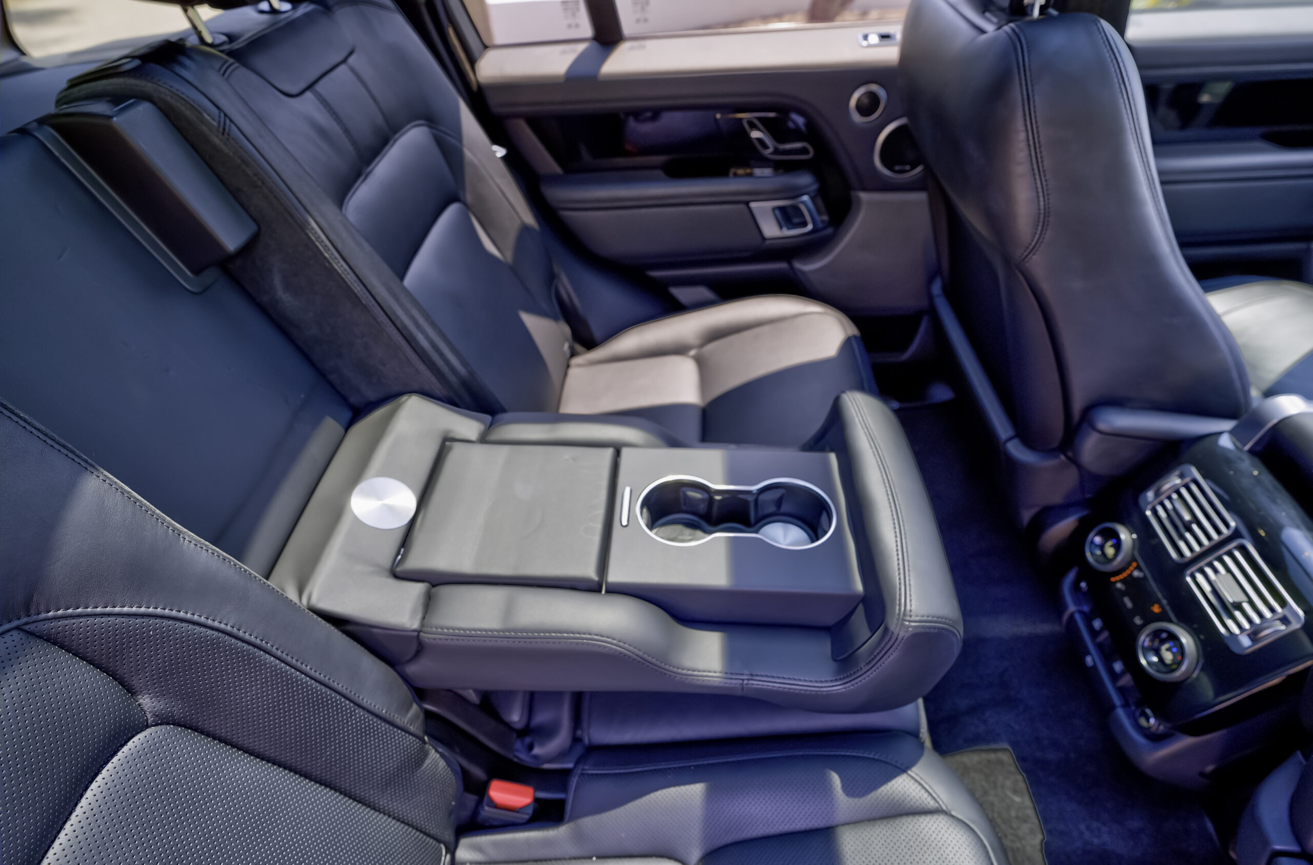 2019 Land Rover Range Rover HSE photo 25