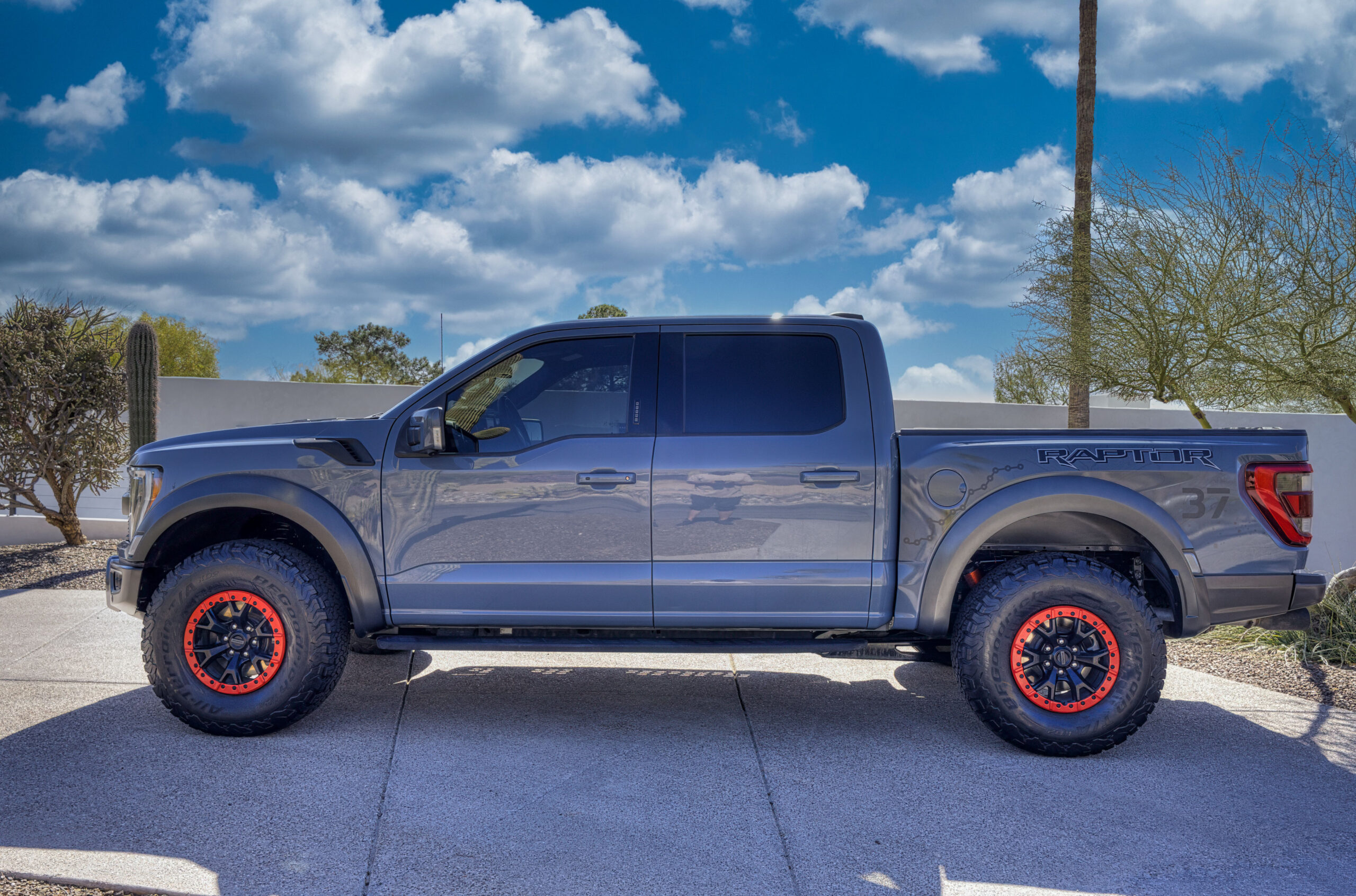 2023 Ford F-150 photo 13