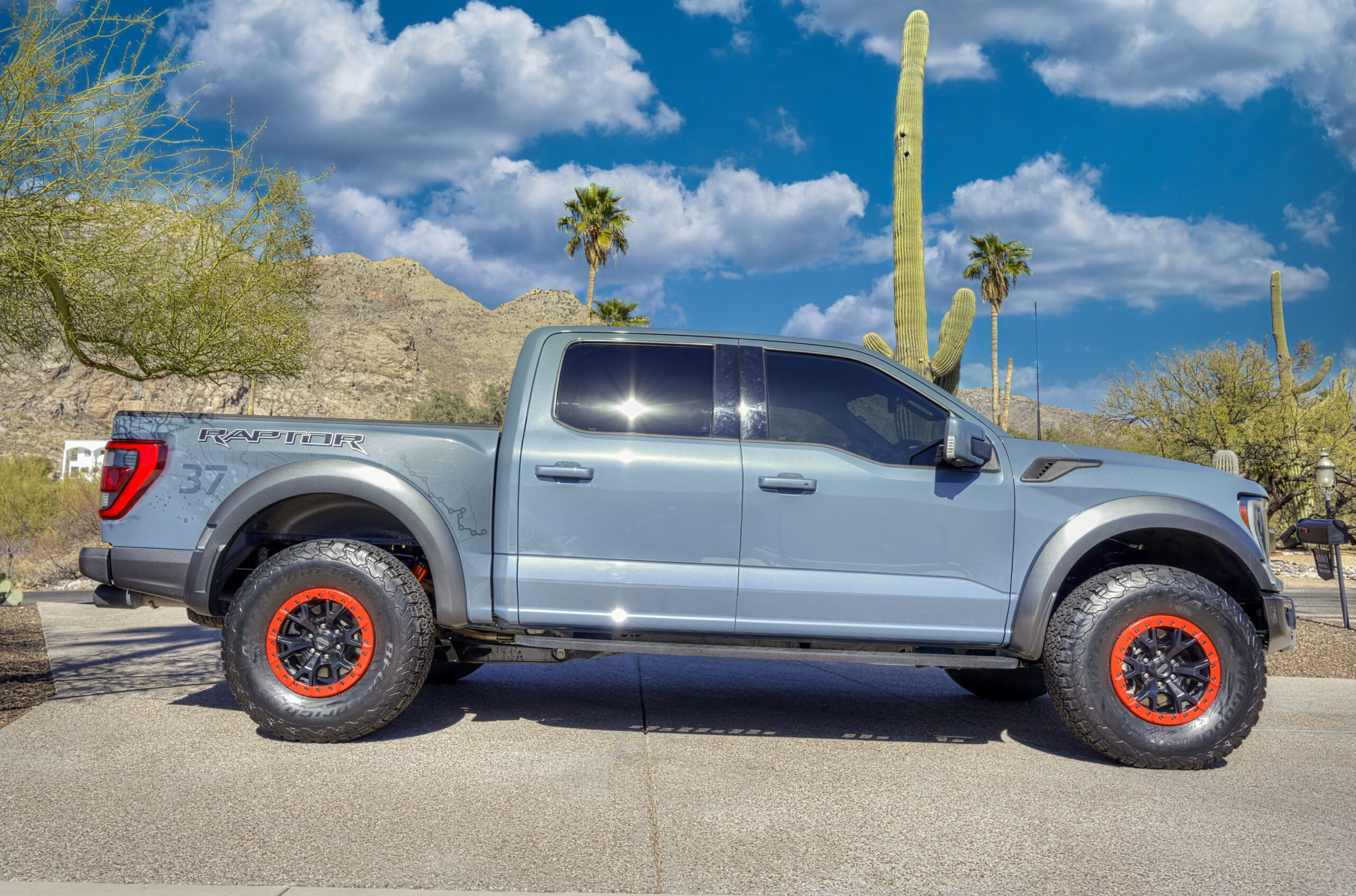 2023 Ford F-150 photo 14