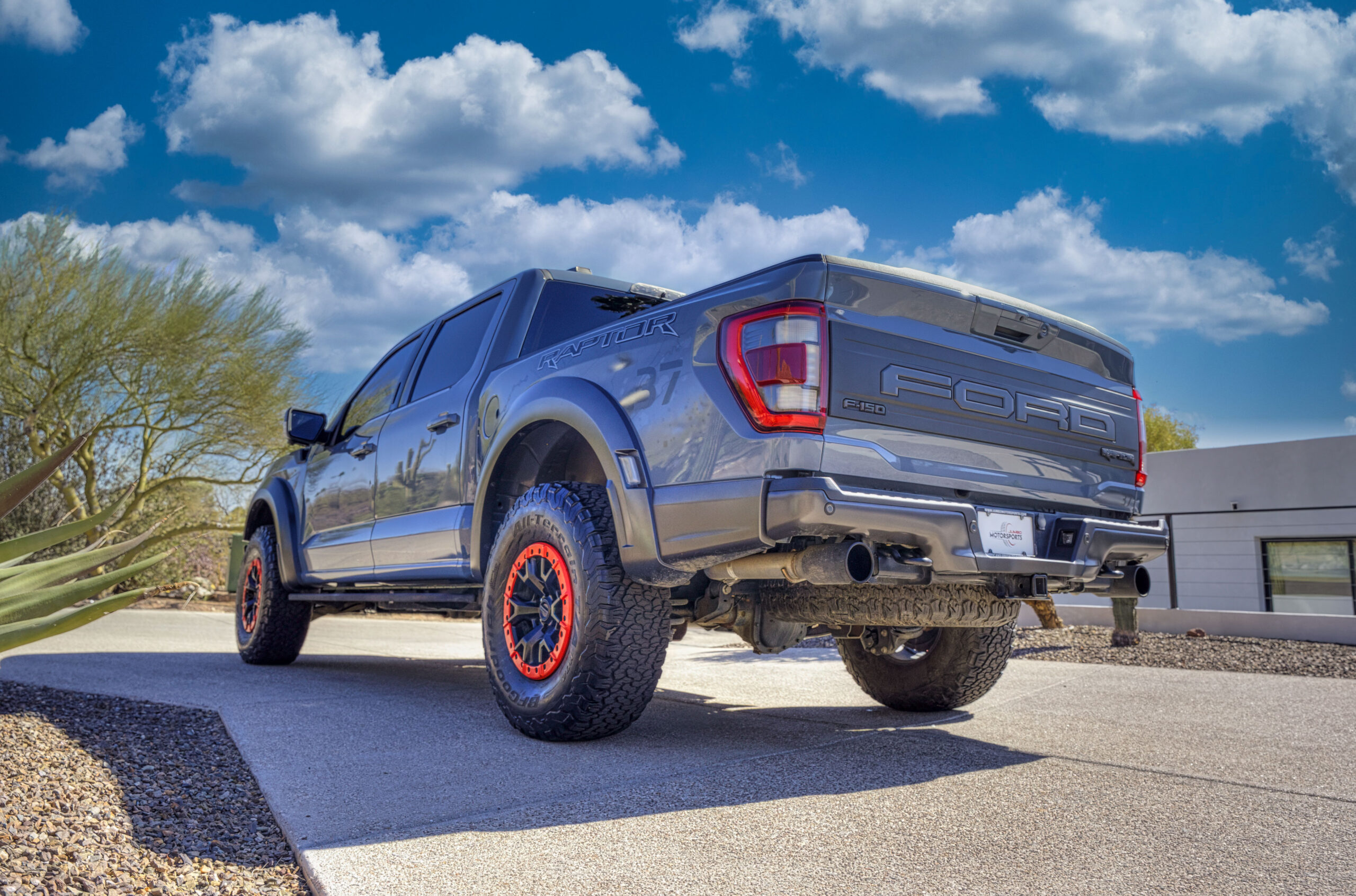 2023 Ford F-150 photo 17