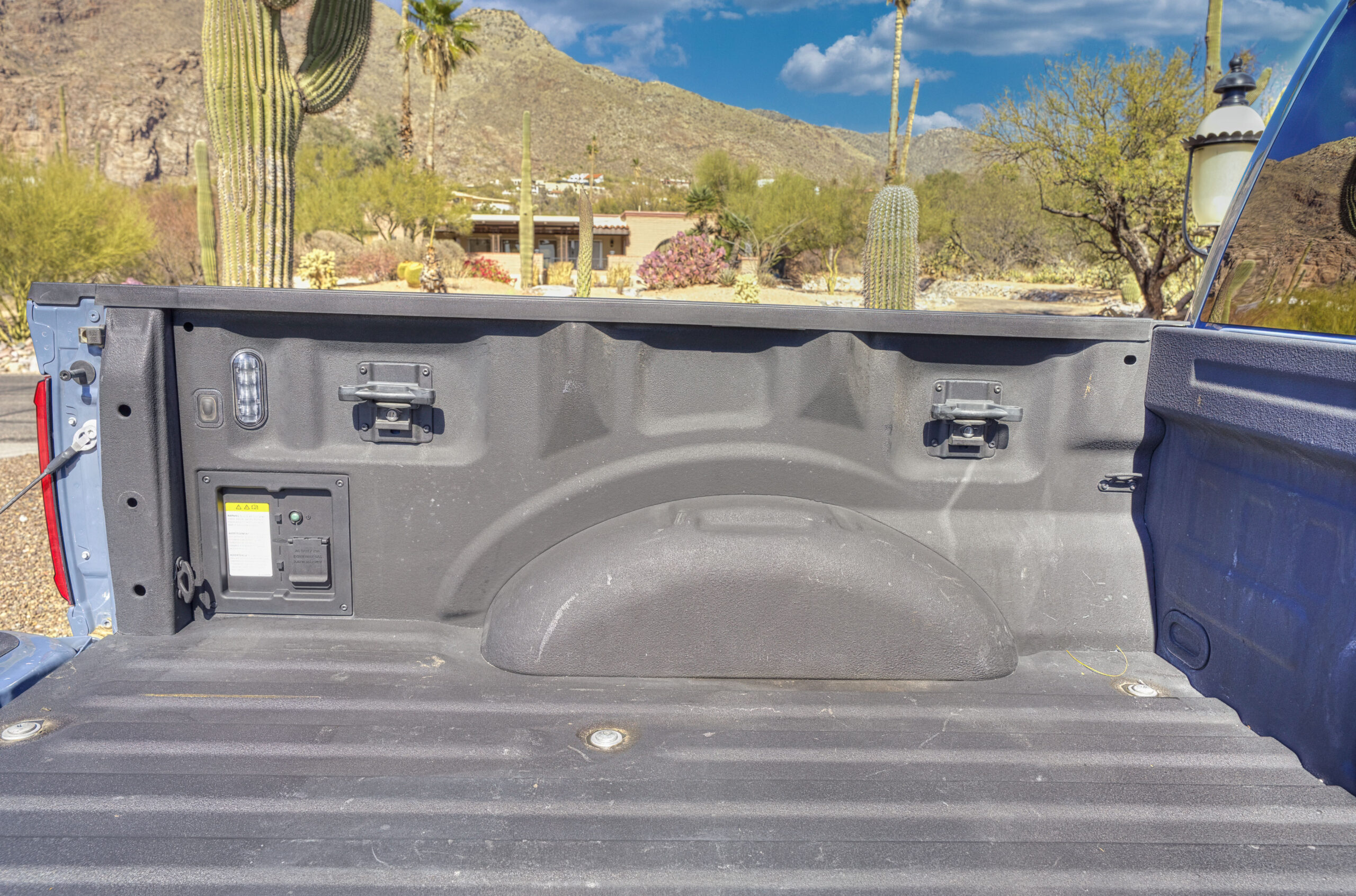 2023 Ford F-150 photo 32